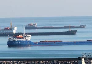 Samsun Valisi Şahin: Samsun Limanı nda bekletilen Rus bandıralı gemi kalmadı