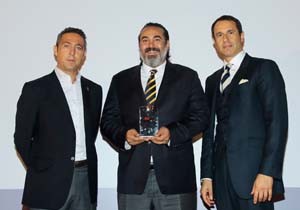 Koç Grubu’ndan DHL’e 10. Yıl Ödülü