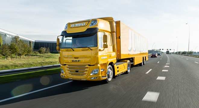 DAF TRUCKS DELIVERS ITS FIRST ALL-ELECTRIC TRUCK