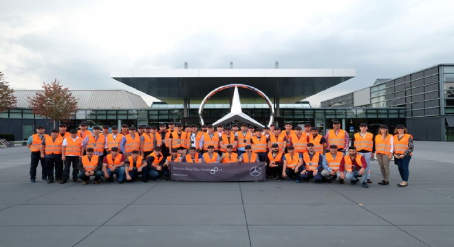 Mercedes-Benz Türk’ten 50. Yıl dönümünde Çalışanlarına Jest