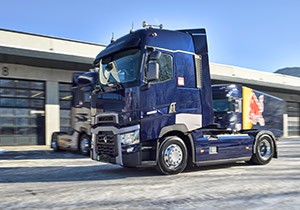 Red Bull Racıng Takımı, Filosuna Üç Adet Renault Trucks T Çekici Daha Ekledi