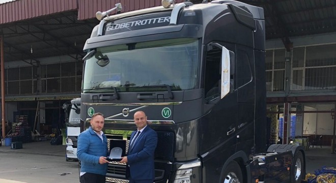 Tantaoğlu Ticaret’e İlk Volvo Trucks Teslimatı
