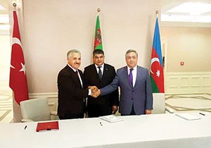 Türkiye-Azerbaycan-Türkmenistan Ulaştırma Bakanları Aşkabat Bildirgesi ni İmzaladı!