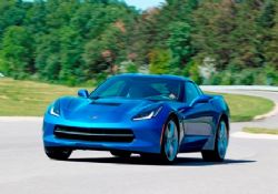 Corvette Stingray Frankfurt ta Sergileniyor 