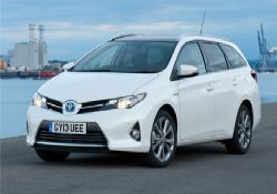 Toyota Auris Touring Sports u tanıttı!